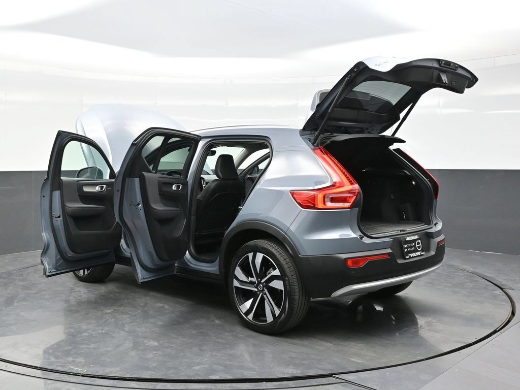 Used 2023 Volvo XC40 B5 Ultimate w/ Protection Package Premier AWD/4WD image 46