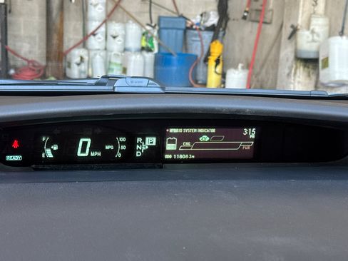 Used 2014 Toyota Prius Prime Advanced FWD image 25