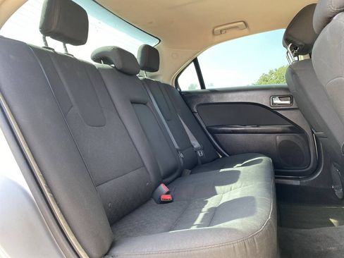 Used 2012 Ford Fusion SE FWD image 18
