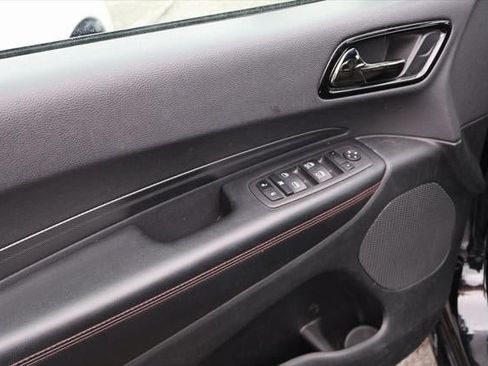 Used 2023 Dodge Durango GT RWD image 23