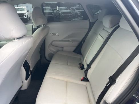 Used 2025 Hyundai Kona SEL FWD image 7