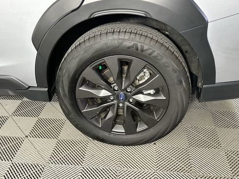 Certified 2025 Subaru Outback Onyx Edition image 39