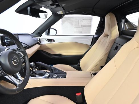 New 2025 MAZDA MX-5 Miata RF Grand Touring image 17