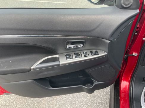 Used 2019 Mitsubishi Outlander Sport ES image 11