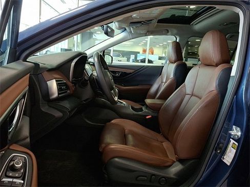 Certified 2022 Subaru Outback Touring w/ Popular Package #2 image 13