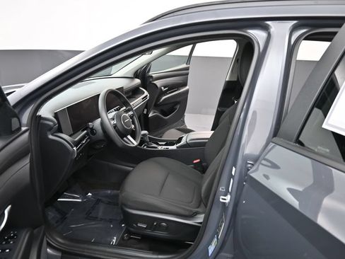 Certified 2026 Hyundai Tucson SEL Plus FWD image 12