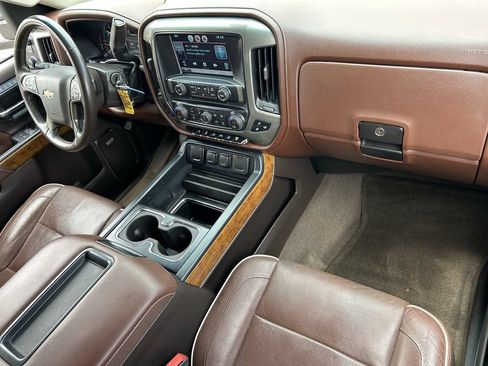 Used 2015 Chevrolet Silverado 2500 High Country w/ Duramax Plus Package AWD/4WD image 12
