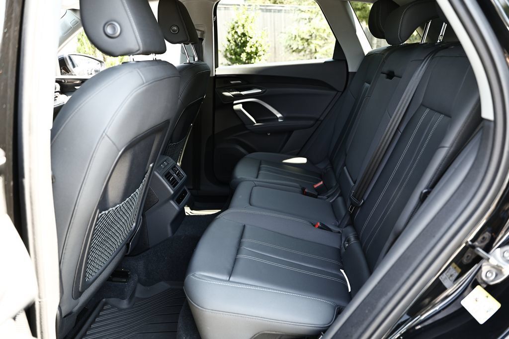 Certified 2025 Audi Q5 Premium w/ Premium Plus AWD/4WD image 25