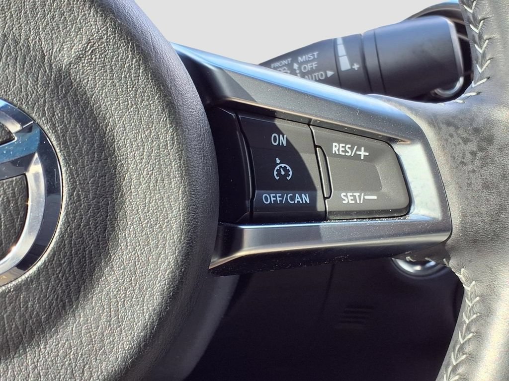 Used 2023 MAZDA MX-5 Miata Grand Touring RWD image 18