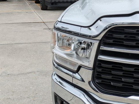 Used 2024 RAM 3500 Big Horn AWD/4WD image 9