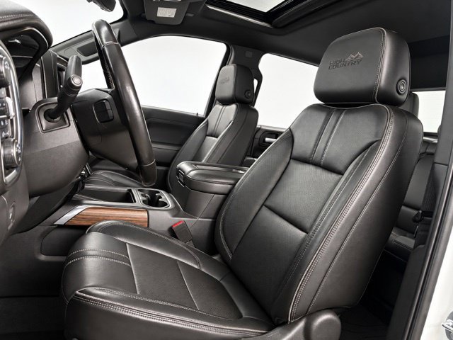 Used 2020 Chevrolet Silverado 1500 High Country w/ Technology Package AWD/4WD image 14