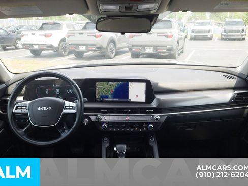 Used 2025 Kia Telluride S FWD image 22