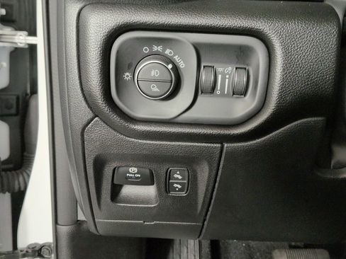 Certified 2025 RAM 1500 Big Horn AWD/4WD image 24