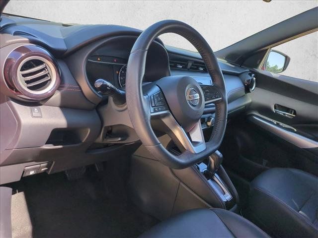Used 2019 Nissan Kicks SR w/ SR Premium Package FWD image 10
