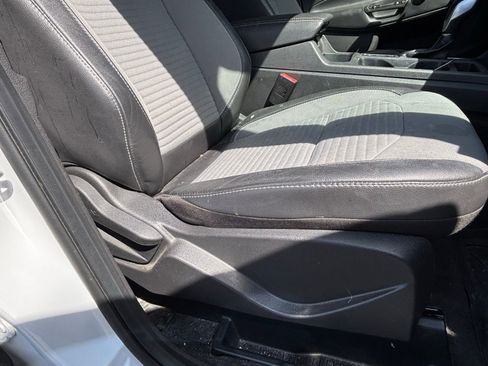 Used 2019 Ford Escape SE AWD/4WD image 14