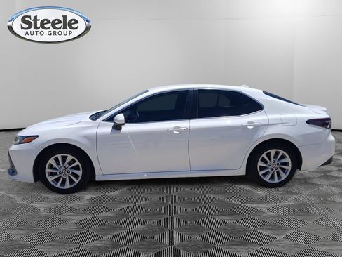 Used 2023 Toyota Camry LE FWD image 10