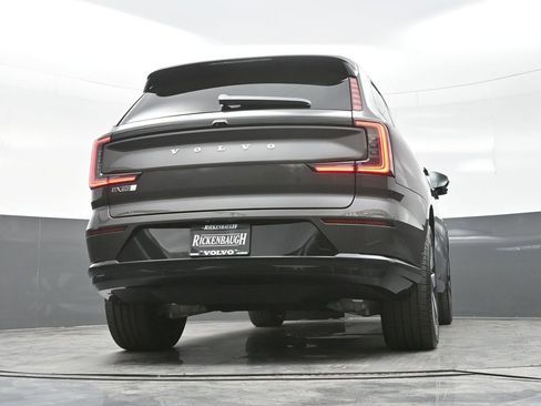 New 2025 Volvo EX90 Ultra image 13