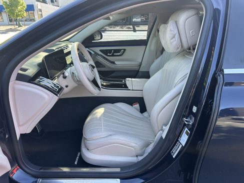 Used 2022 Mercedes-Benz S 500 4MATIC image 18