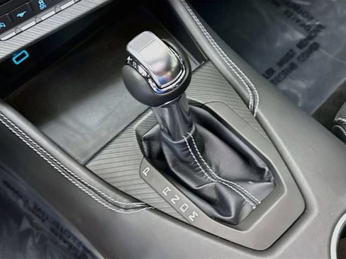 Used 2025 Ford Mustang GT Premium RWD image 17