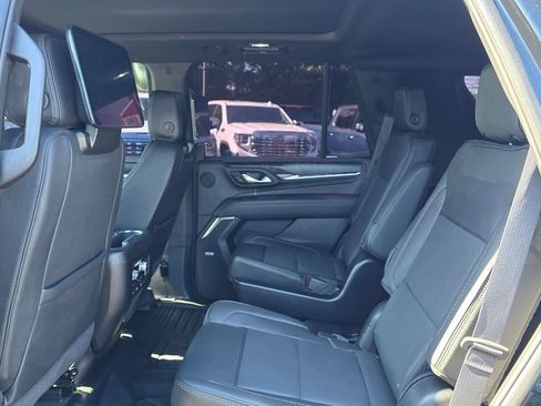 Used 2024 GMC Yukon Denali w/ Advanced Technology Package AWD/4WD image 54