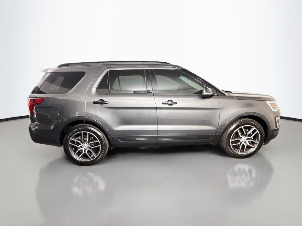 Used 2016 Ford Explorer Sport w/ Equipment Group 401A AWD/4WD image 11