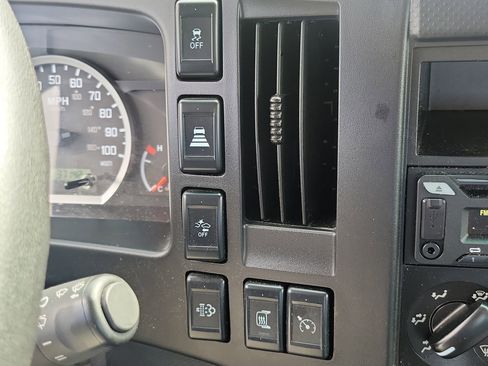 Used 2024 Isuzu NPR image 14