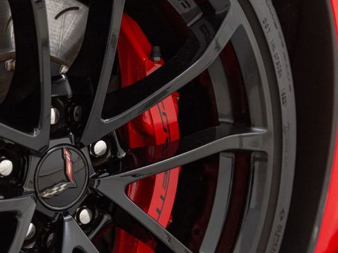 Used 2017 Chevrolet Corvette Grand Sport w/ Carbon Flash Badge Package image 25