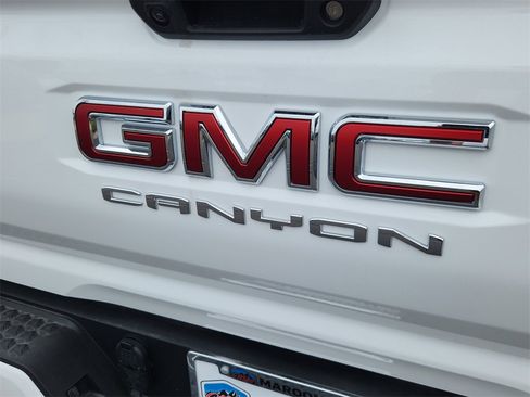 New 2025 GMC Canyon Elevation w/ Convenience Package image 13