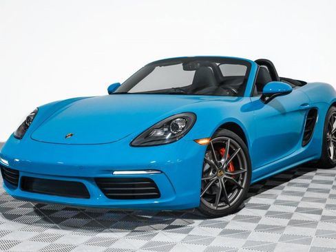 Used 2018 Porsche 718 Boxster S image 17