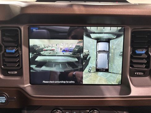 Used 2022 Ford Bronco Outer Banks w/ Sasquatch Package AWD/4WD image 77