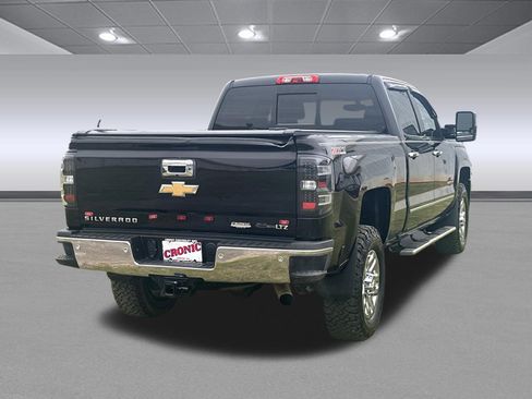 Used 2015 Chevrolet Silverado 2500 LTZ w/ LTZ Plus Package image 3