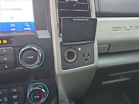 Used 2020 Ford F250 Lariat w/ Lariat Value Package image 30