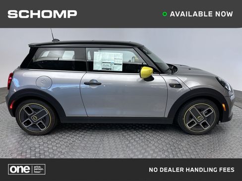 Used 2024 MINI Cooper SE FWD image 1