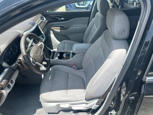 Used 2022 GMC Acadia SLE FWD image 21