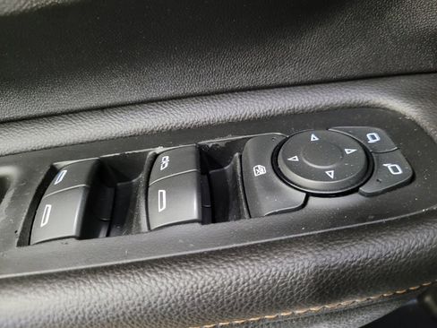 Used 2018 GMC Terrain SLE AWD/4WD image 27