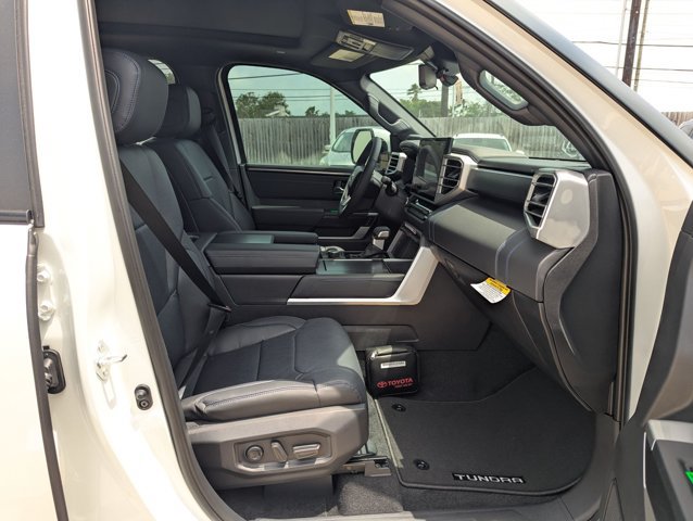 Used 2025 Toyota Tundra Platinum AWD/4WD image 19