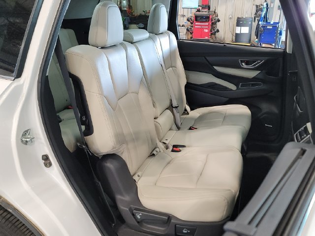 Used 2022 Subaru Ascent Limited w/ Technology Package AWD/4WD image 22