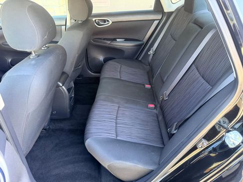 Used 2019 Nissan Sentra SV FWD image 22