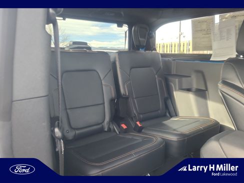 Used 2022 Ford Bronco Badlands image 18