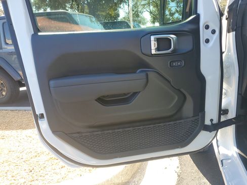 New 2026 Jeep Wrangler Sport AWD/4WD image 8