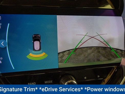 Used 2023 MINI Cooper SE image 9