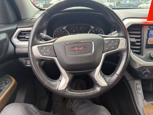 Used 2017 GMC Acadia SLE w/ Driver Alert Package I image 25