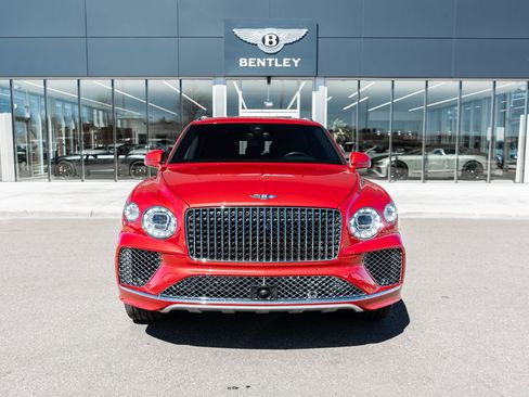 Certified 2024 Bentley Bentayga Extended Wheelbase AWD/4WD image 20