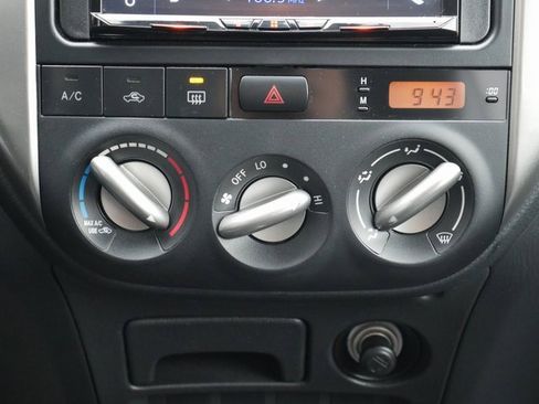 Used 2005 Toyota RAV4 4WD image 17