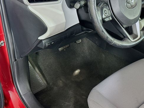 Used 2020 Toyota Corolla SE FWD image 16