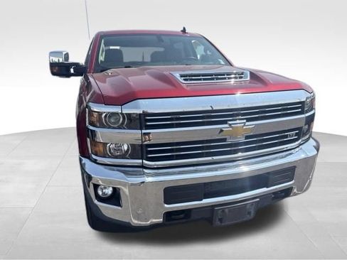 Used 2019 Chevrolet Silverado 3500 LTZ w/ Duramax Plus Package AWD/4WD image 4
