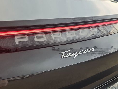 Certified 2025 Porsche Taycan image 28