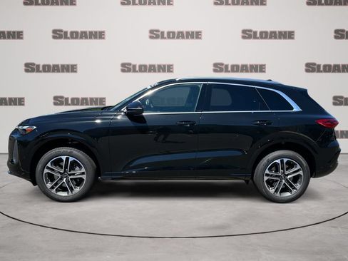 Used 2025 Audi Q5 Premium w/ Convenience Package AWD/4WD image 2