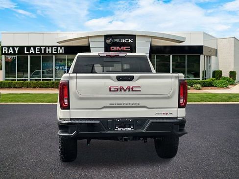 New 2026 GMC Sierra 1500 AT4X image 4