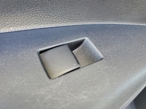 Used 2024 Toyota Corolla LE image 18